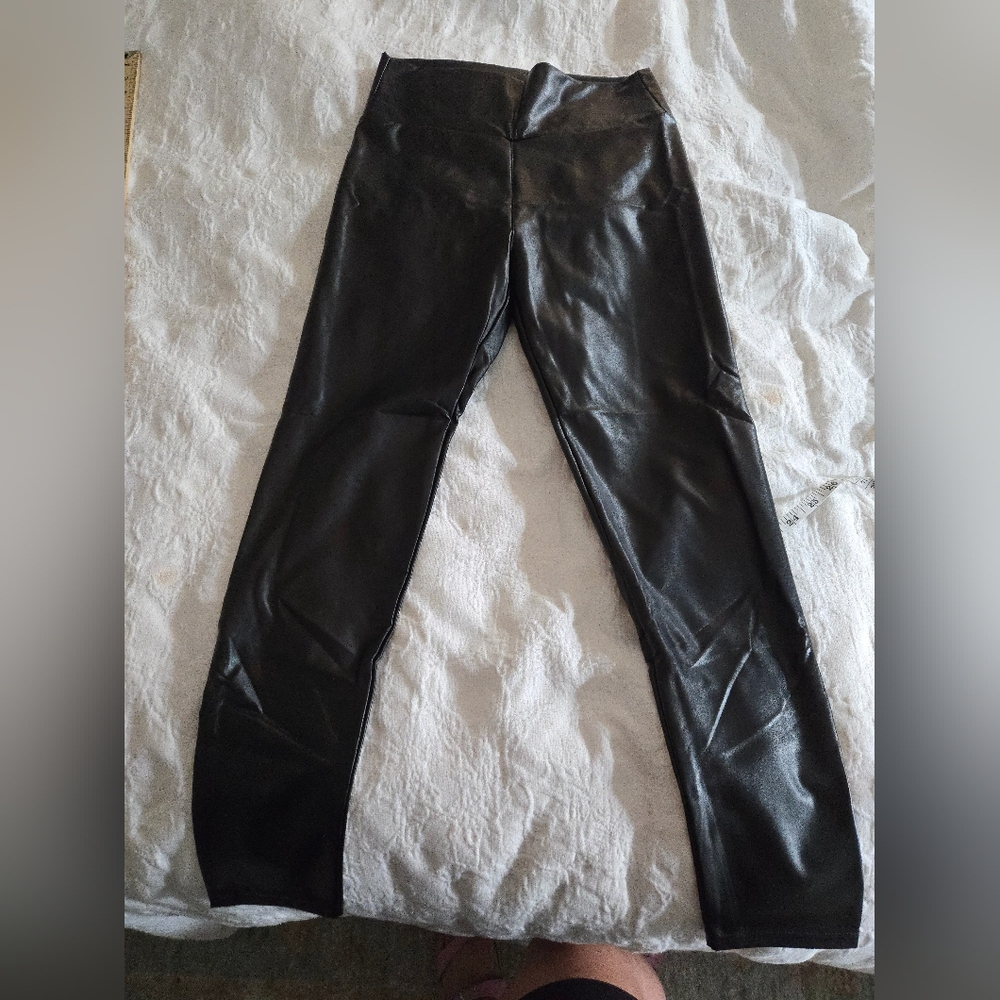 Faux leather leggings
